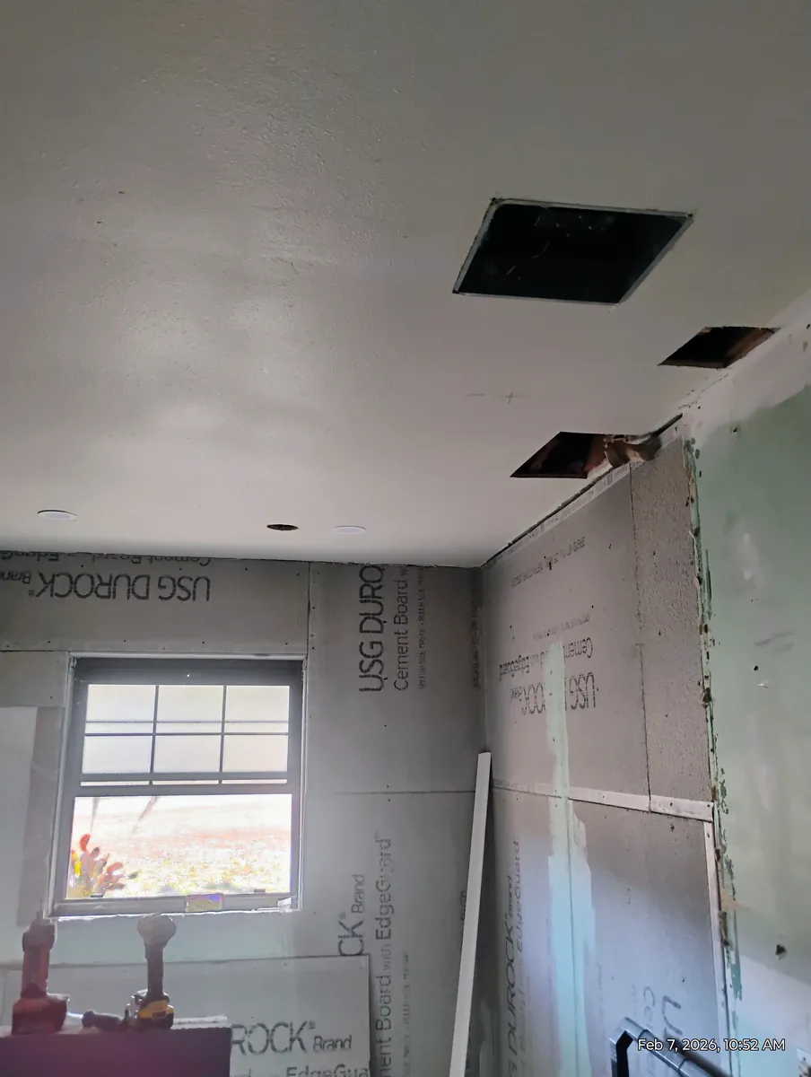 Finished ceiling after water damage repair in a Sarasota home