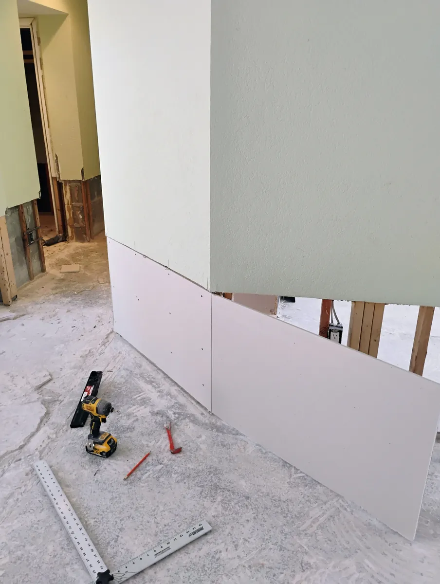Drywall board hung and screwed off in a Sarasota home