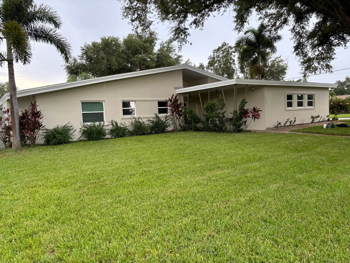 Exterior painting Sarasota FL luxury residential home